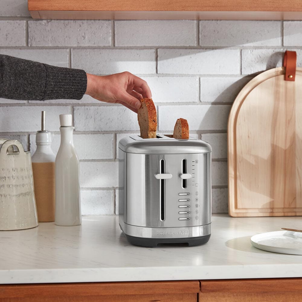 KitchenAid 5MT2109BSX Manual Control 2 Slot Toaster in Stainless Steel KitchenAid 5MT2109BSX Manual Control 2 Slot Toaster in Stainless Steel