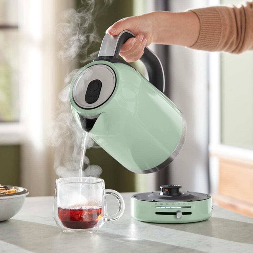 KitchenAid 5KEK1701BPT 1.7L Kettle in Pistachio KitchenAid 5KEK1701BPT 1.7L Kettle in Pistachio