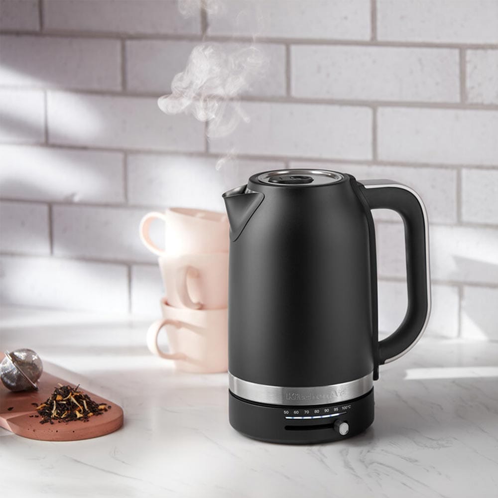 KitchenAid 5KEK1701BBM 1.7L Kettle in Matte Black KitchenAid 5KEK1701BBM 1.7L Kettle in Matte Black