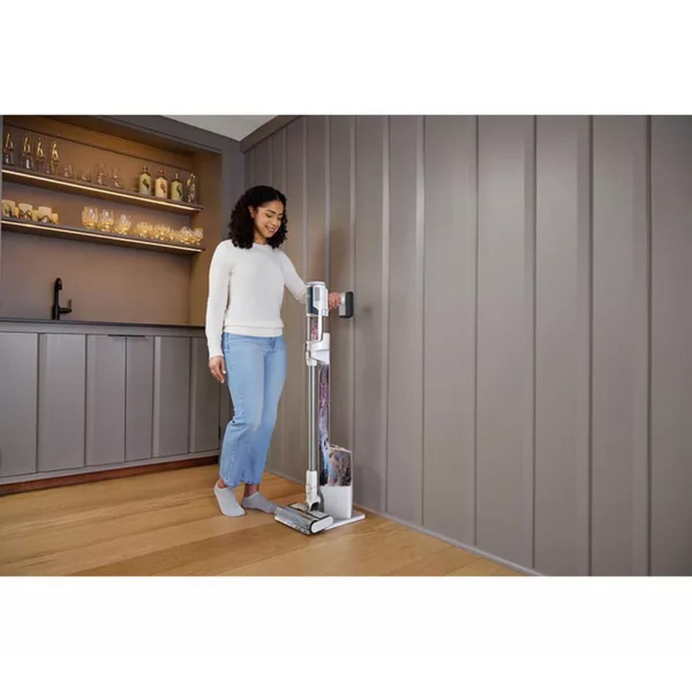 Shark Cordless Stick Vacuum with Auto Empty System BU3521UK Shark Cordless Stick Vacuum with Auto Empty System BU3521UK