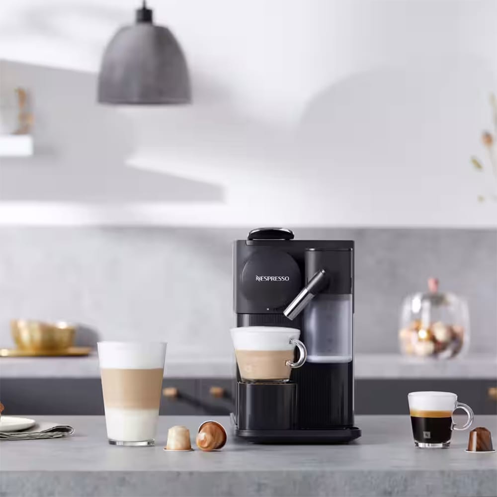 Delonghi Latissima Nespresso Coffee Machine in Black - EN510B Delonghi Latissima Nespresso Coffee Machine in Black - EN510B