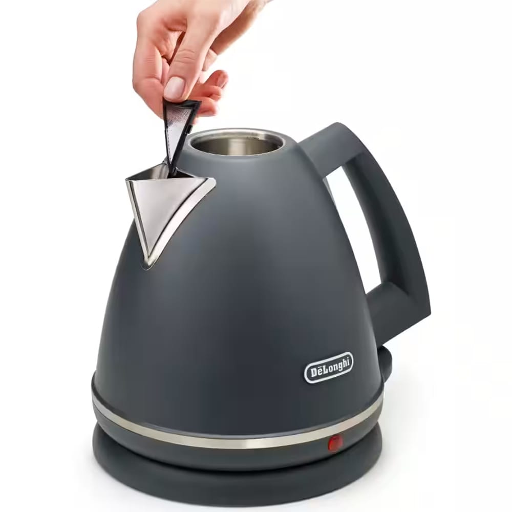 Delonghi Argento Silva Kettle in Grey - KBX3016GY Delonghi Argento Silva Kettle in Grey - KBX3016GY