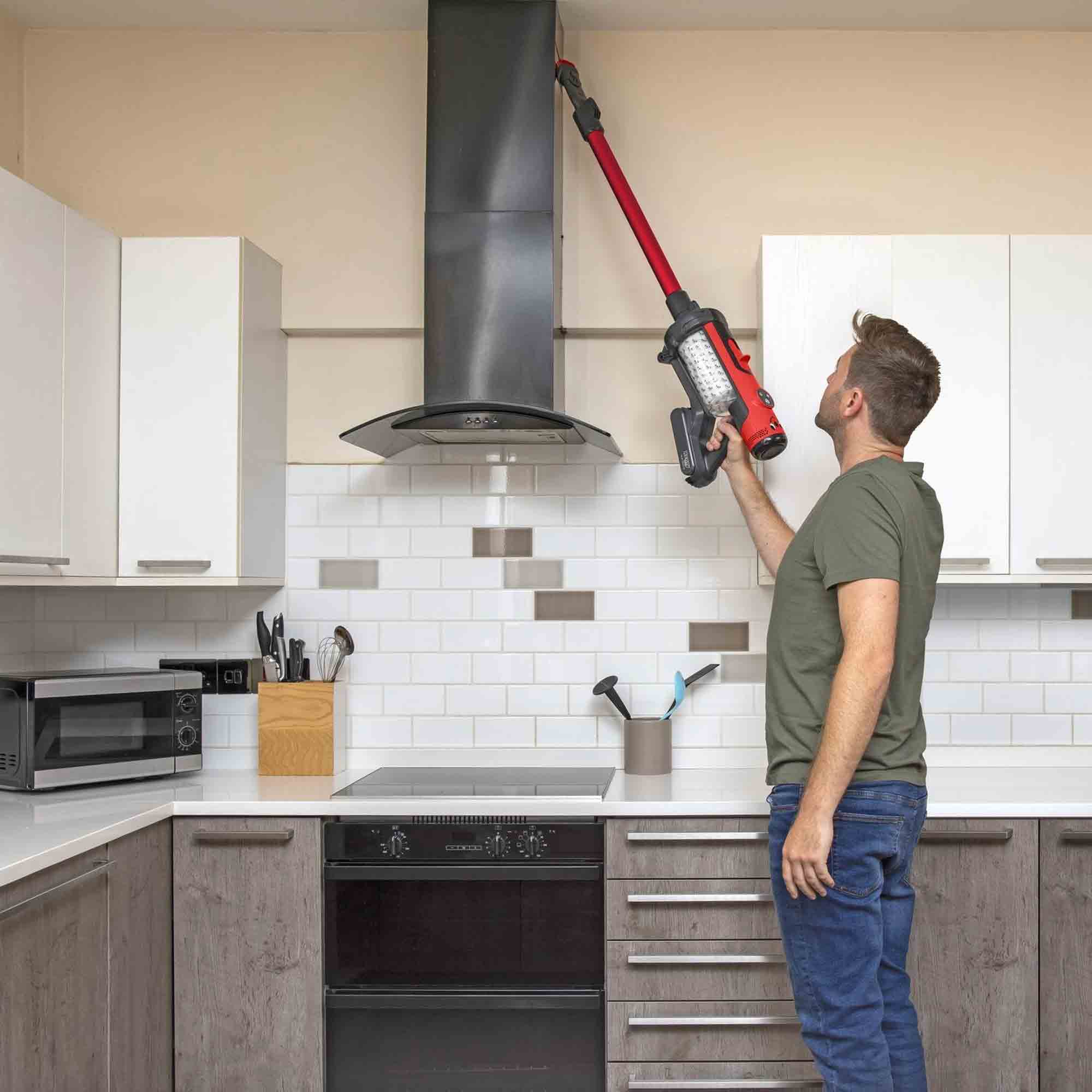 Numatic Henry Quick Vacuum with 60 Minutes Run Time in Red - 916177 Numatic Henry Quick Vacuum with 60 Minutes Run Time in Red - 916177