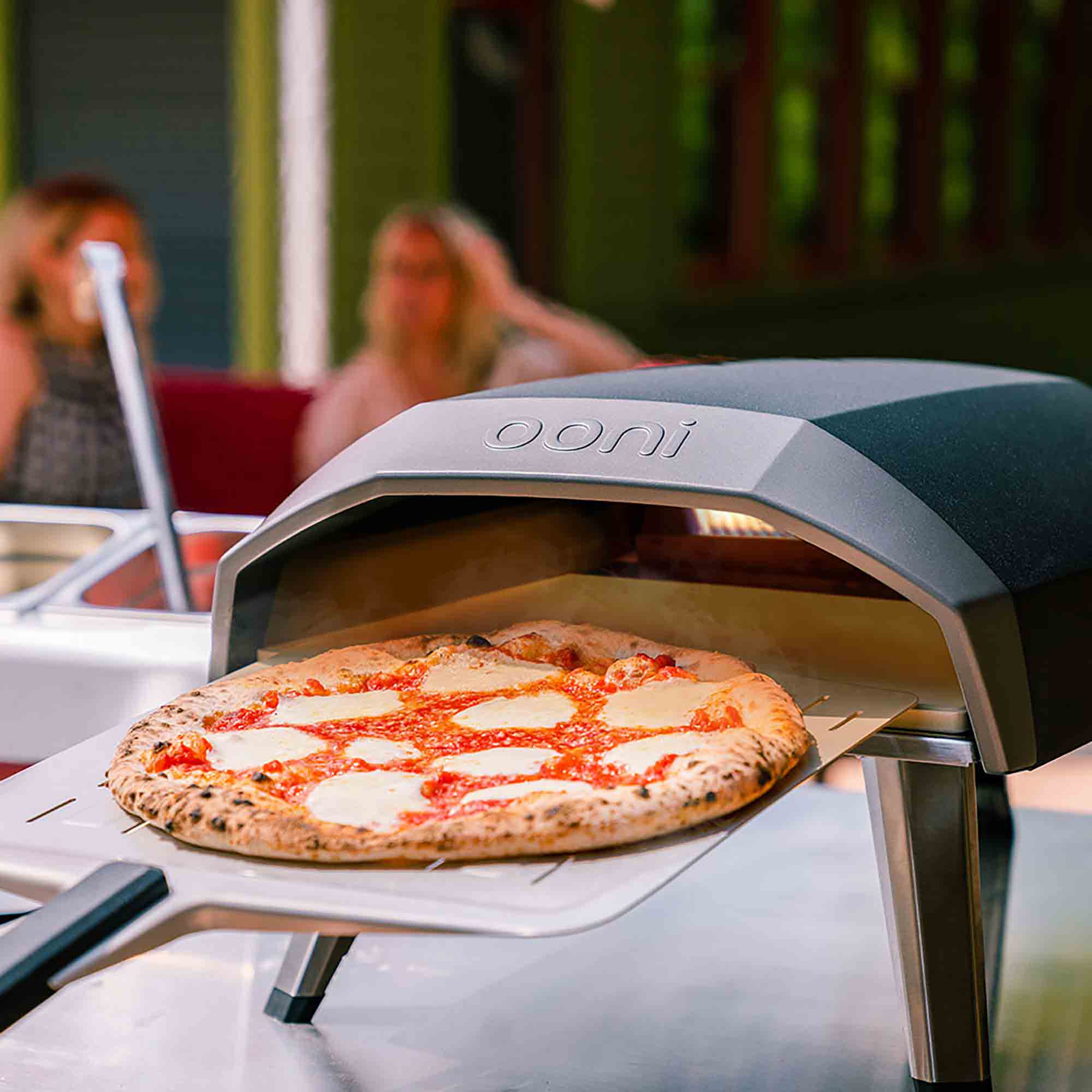 Ooni Koda 12 Gas Powered Outdoor Pizza Oven - UU-P06900 Ooni Koda 12 Gas Powered Outdoor Pizza Oven - UU-P06900