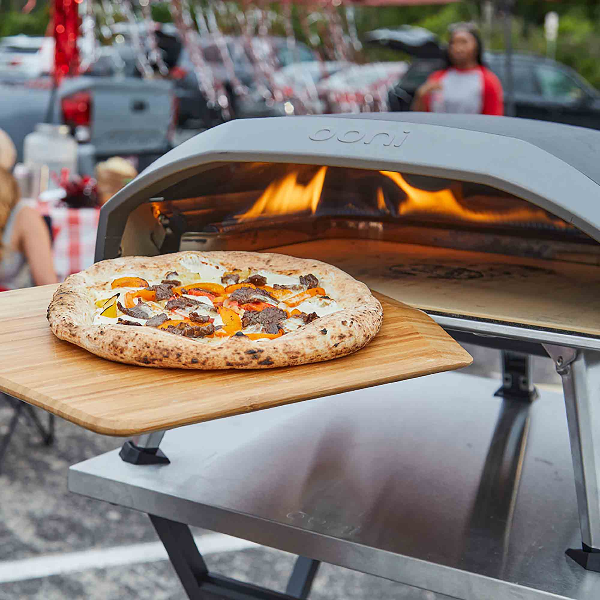 Ooni Koda 16 Gas Powered Outdoor Pizza Oven - UU-P0B200 Ooni Koda 16 Gas Powered Outdoor Pizza Oven - UU-P0B200