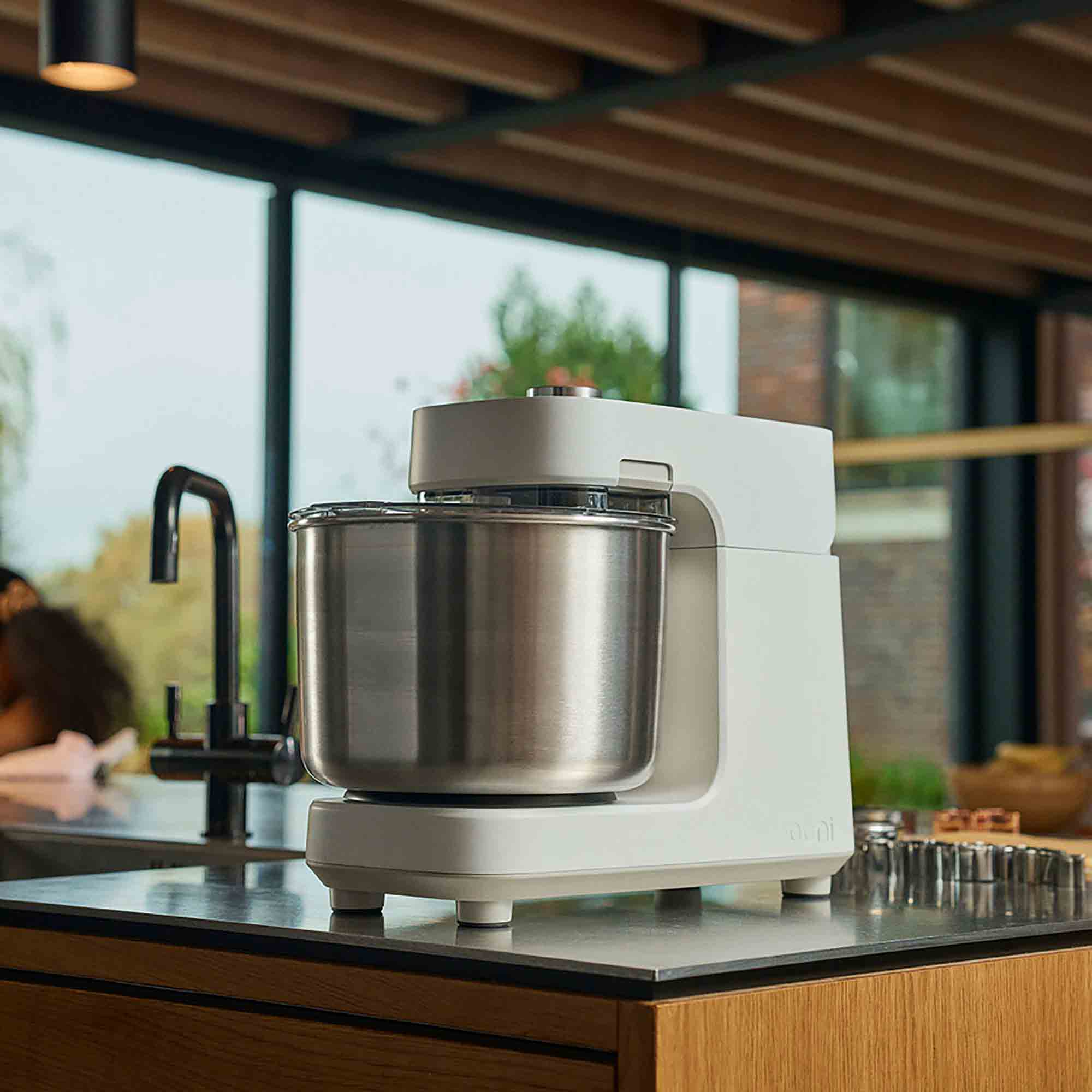 Ooni Halo Pro Spiral Mixer in Polar White - UU-P31600 Ooni Halo Pro Spiral Mixer in Polar White - UU-P31600