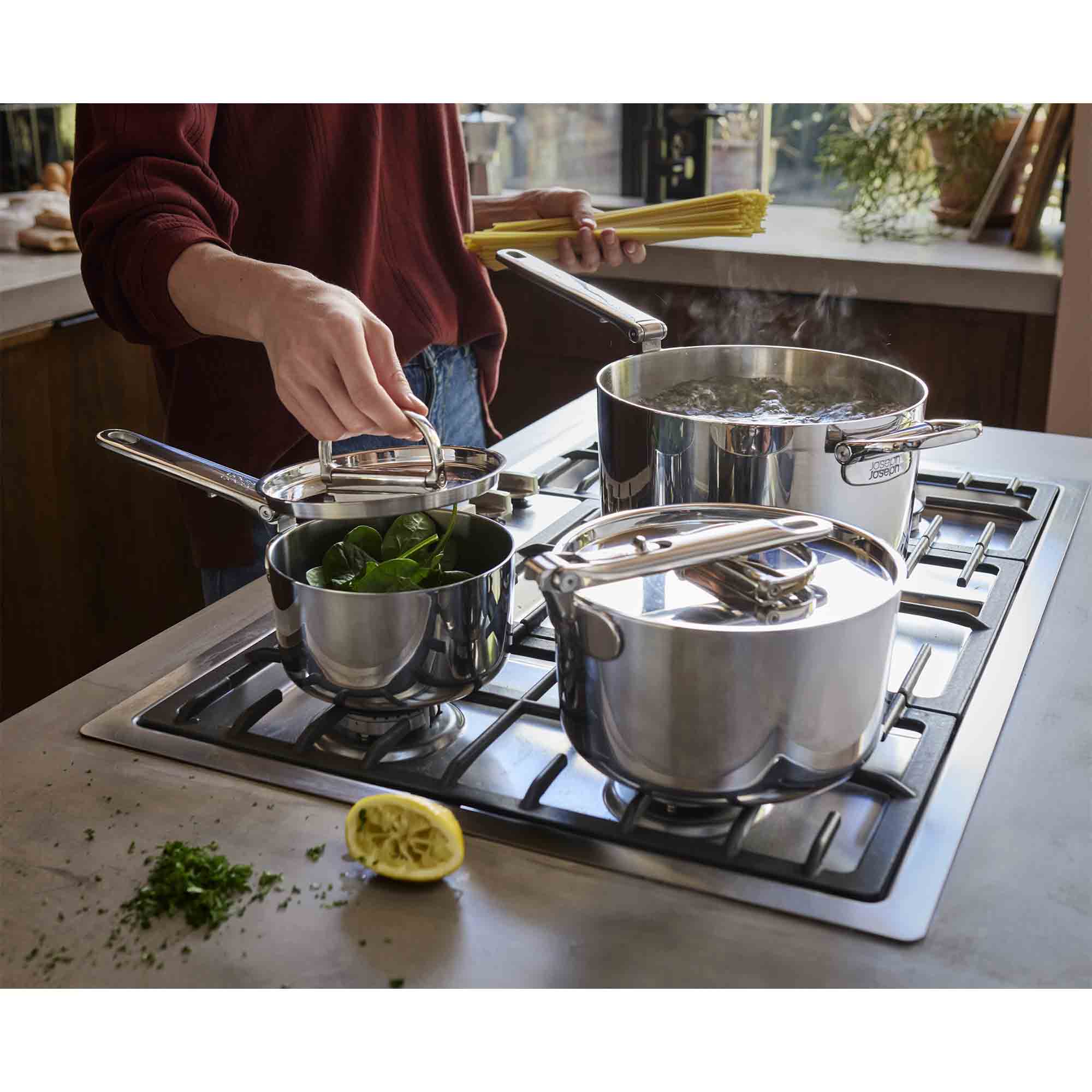 Joseph Joseph Space™ Steel Folding Handle 5-Piece Cookware Set – 1000032 Joseph Joseph Space™ Steel Folding Handle 5-Piece Cookware Set – 1000032