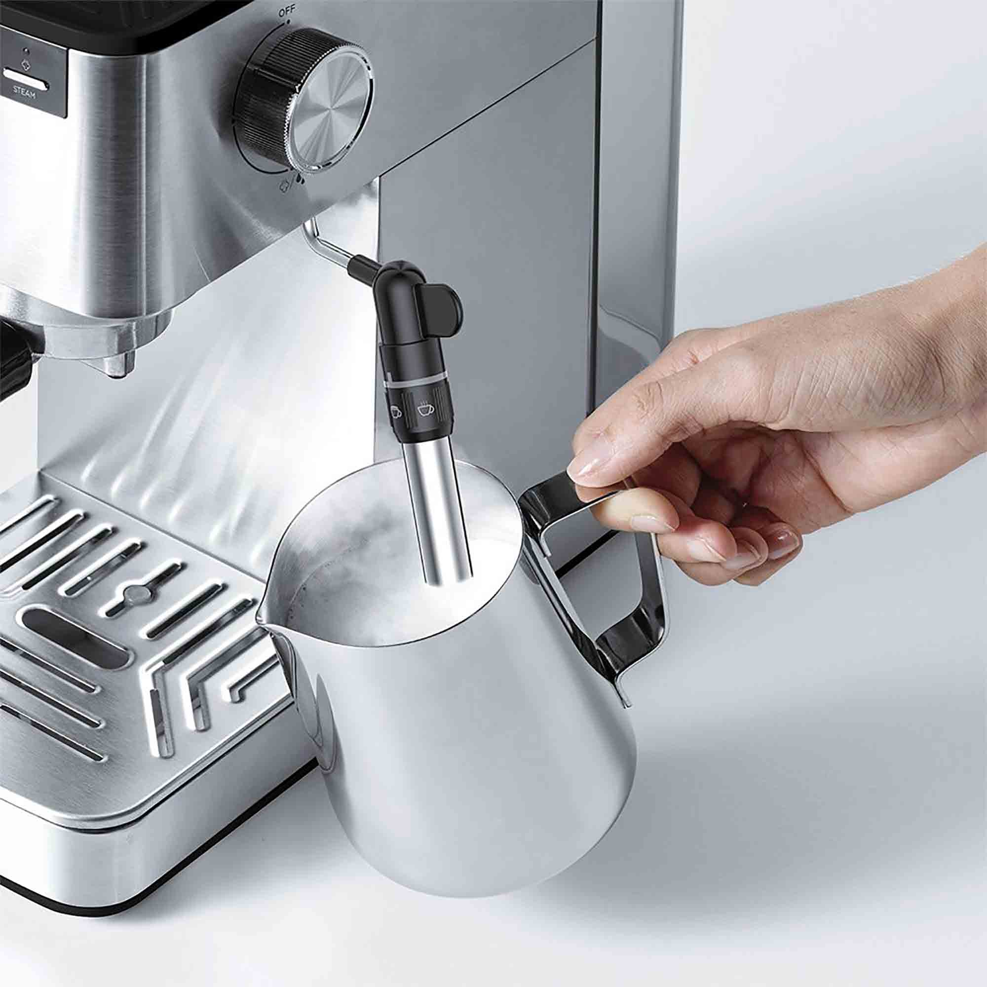 Polti Coffea P10S Manual Espresso Machine in Silver Polti Coffea P10S Manual Espresso Machine in Silver