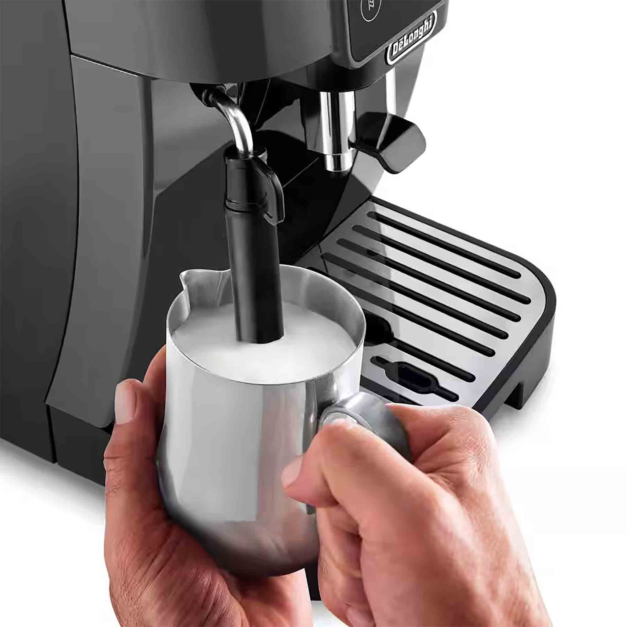 Delonghi Magnifica Start Bean to Cup Automatic Coffee Machine in Grey & Black – ECAM22022GB Delonghi Magnifica Start Bean to Cup Automatic Coffee Machine in Grey & Black – ECAM22022GB