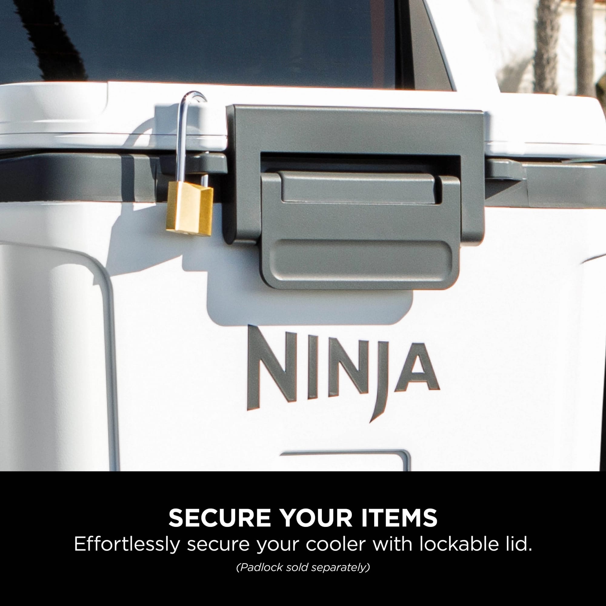 Ninja FrostVault 28L Hard Cooler with Dry Zone - Cloud White - FB131UKWH Ninja FrostVault 28L Hard Cooler with Dry Zone - Cloud White - FB131UKWH