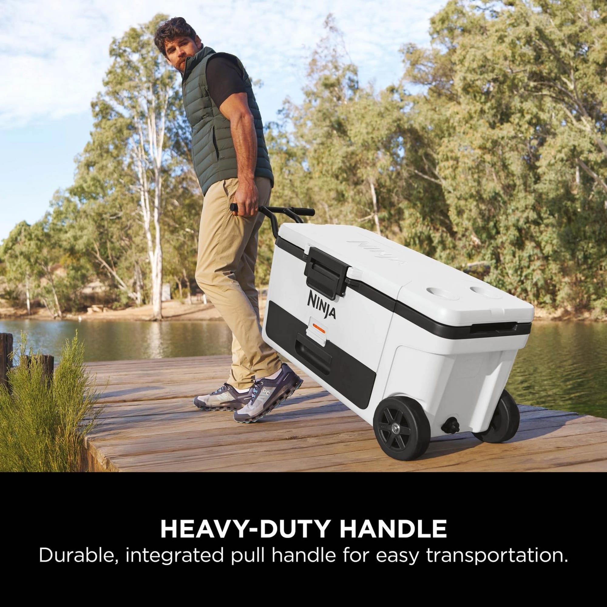 Ninja FrostVault 65QT/61L Wheeled Cooler with Dry Zone - Cloud White - FB265EUUKWH Ninja FrostVault 65QT/61L Wheeled Cooler with Dry Zone - Cloud White - FB265EUUKWH