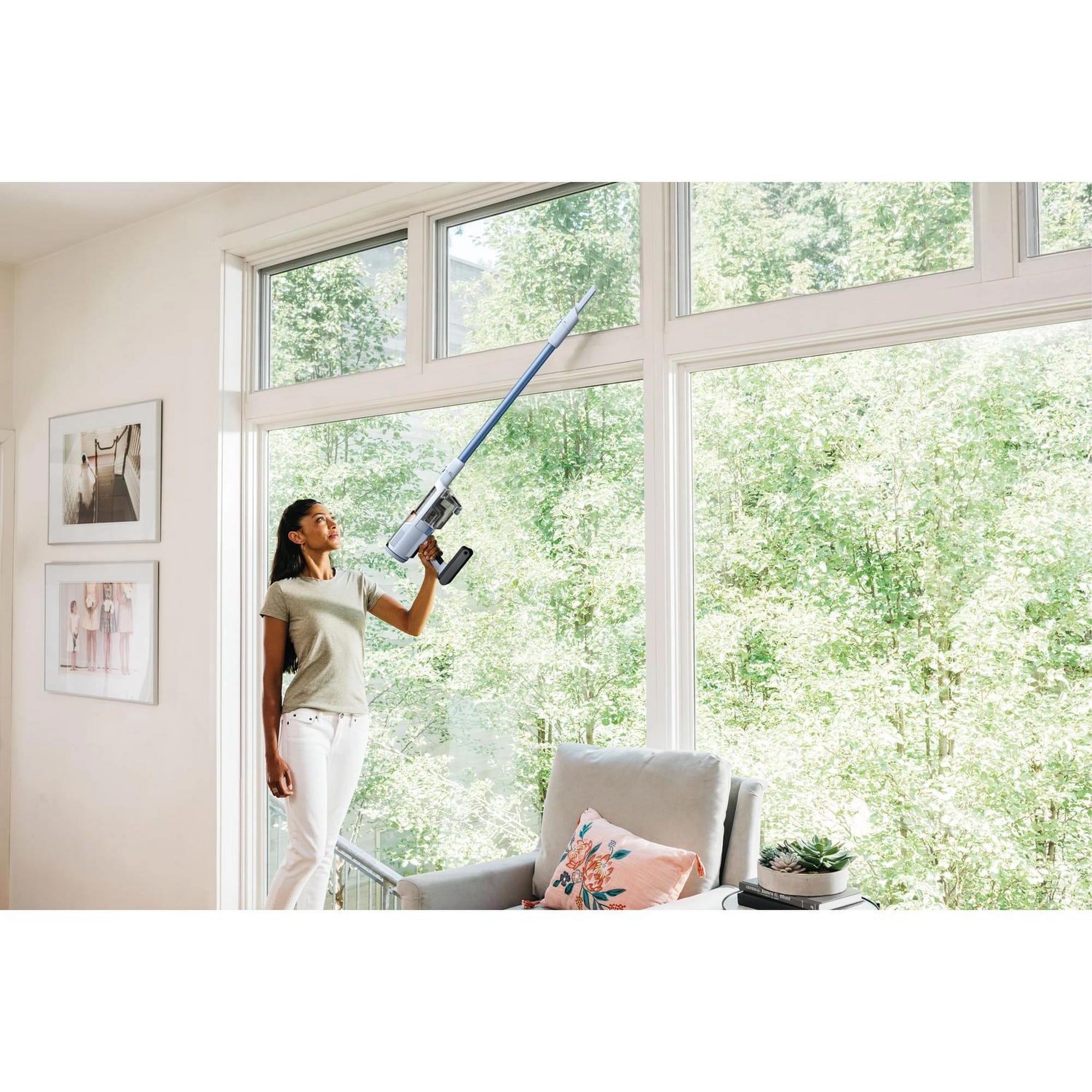 Shark Cordless Stick Vacuum Cleaner - Glacier Blue - BU3621UKT Shark Cordless Stick Vacuum Cleaner - Glacier Blue - BU3621UKT