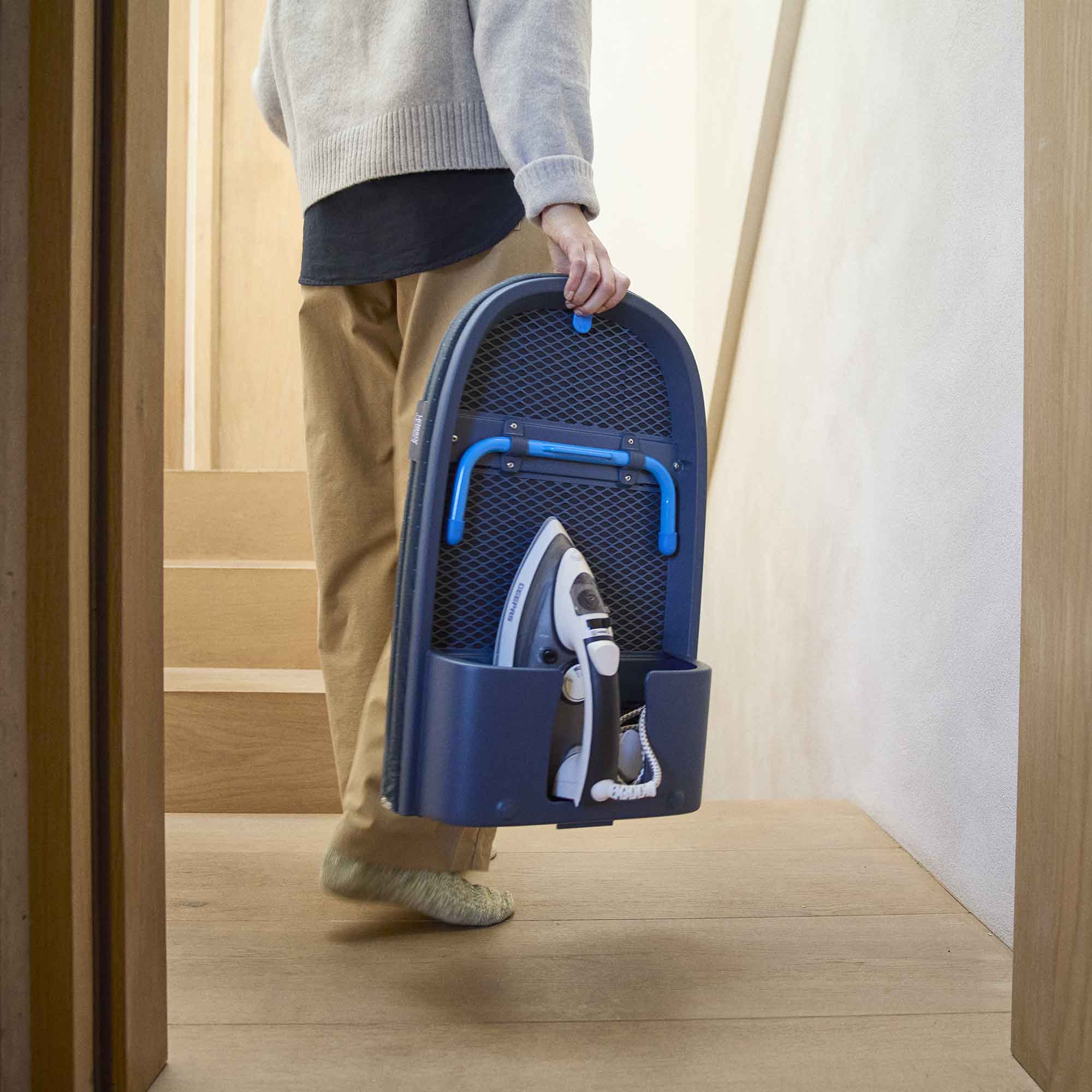 Joseph Joseph Pocket Max Plus 110cm Folding Ironing Board – Blue - 5000022 Joseph Joseph Pocket Max Plus 110cm Folding Ironing Board – Blue - 5000022