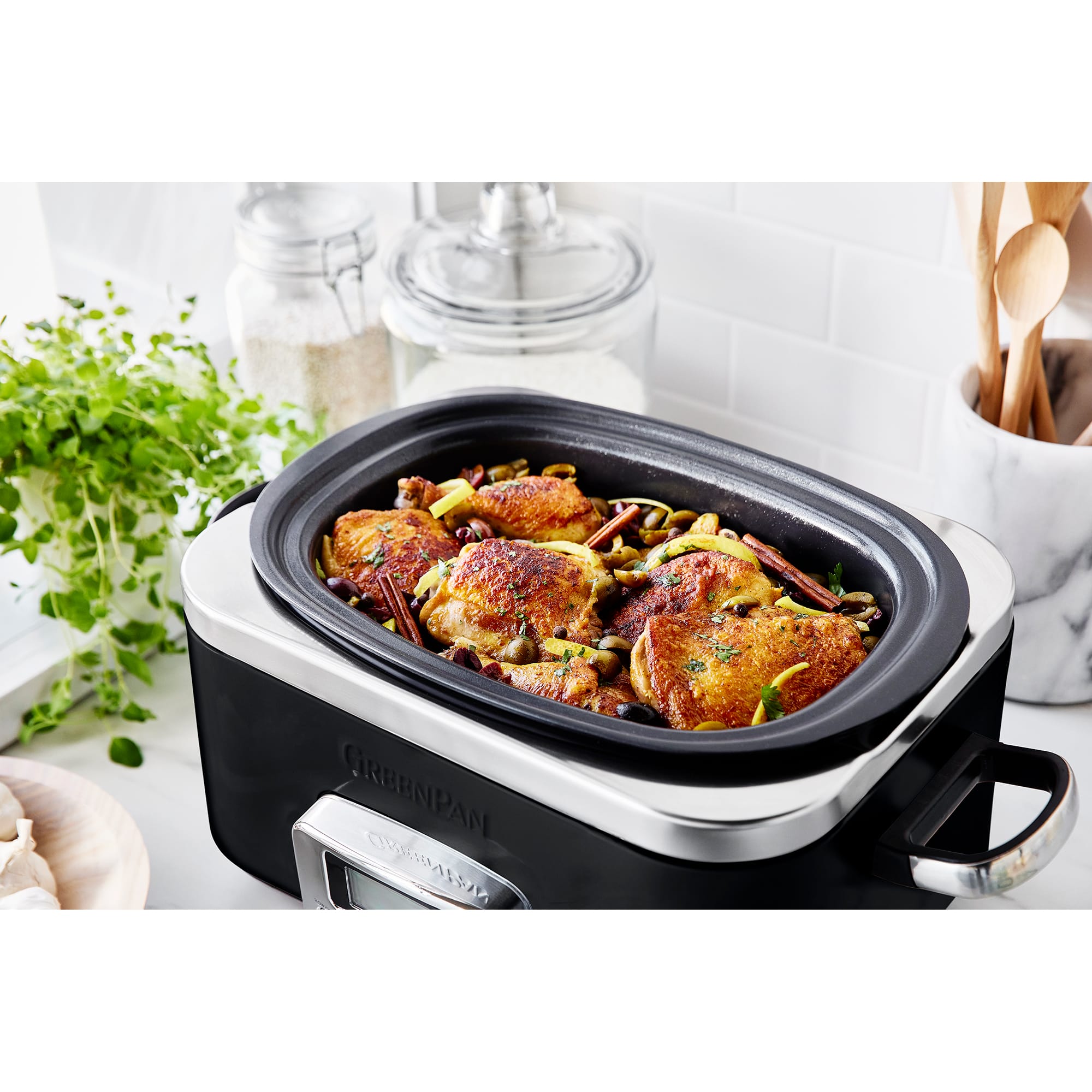 Greenpan 6 Litre Slow Cooker in Black - CC005310 Greenpan 6 Litre Slow Cooker in Black - CC005310