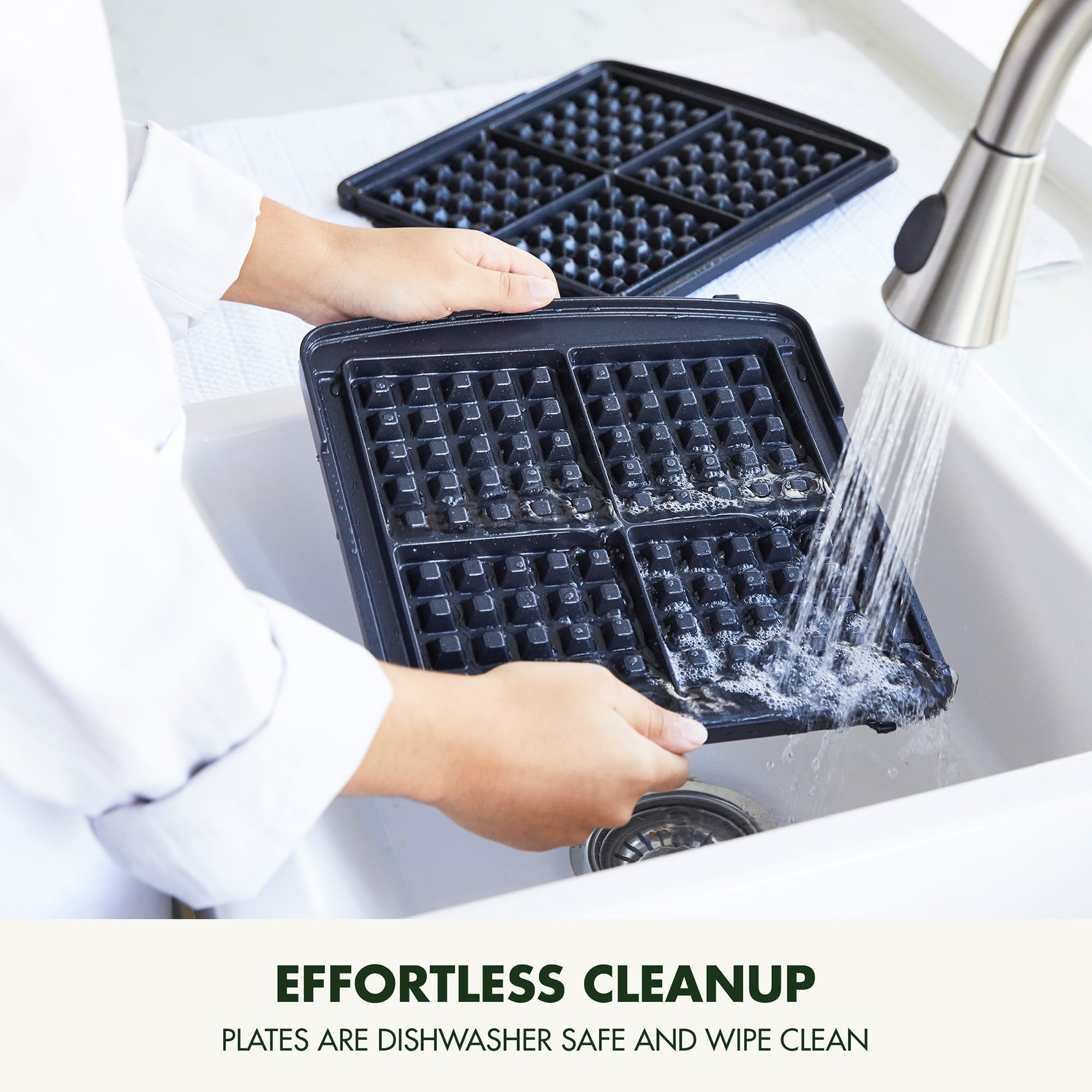 GreenPan Elite Waffle Maker in Black – CC006811 GreenPan Elite Waffle Maker in Black – CC006811