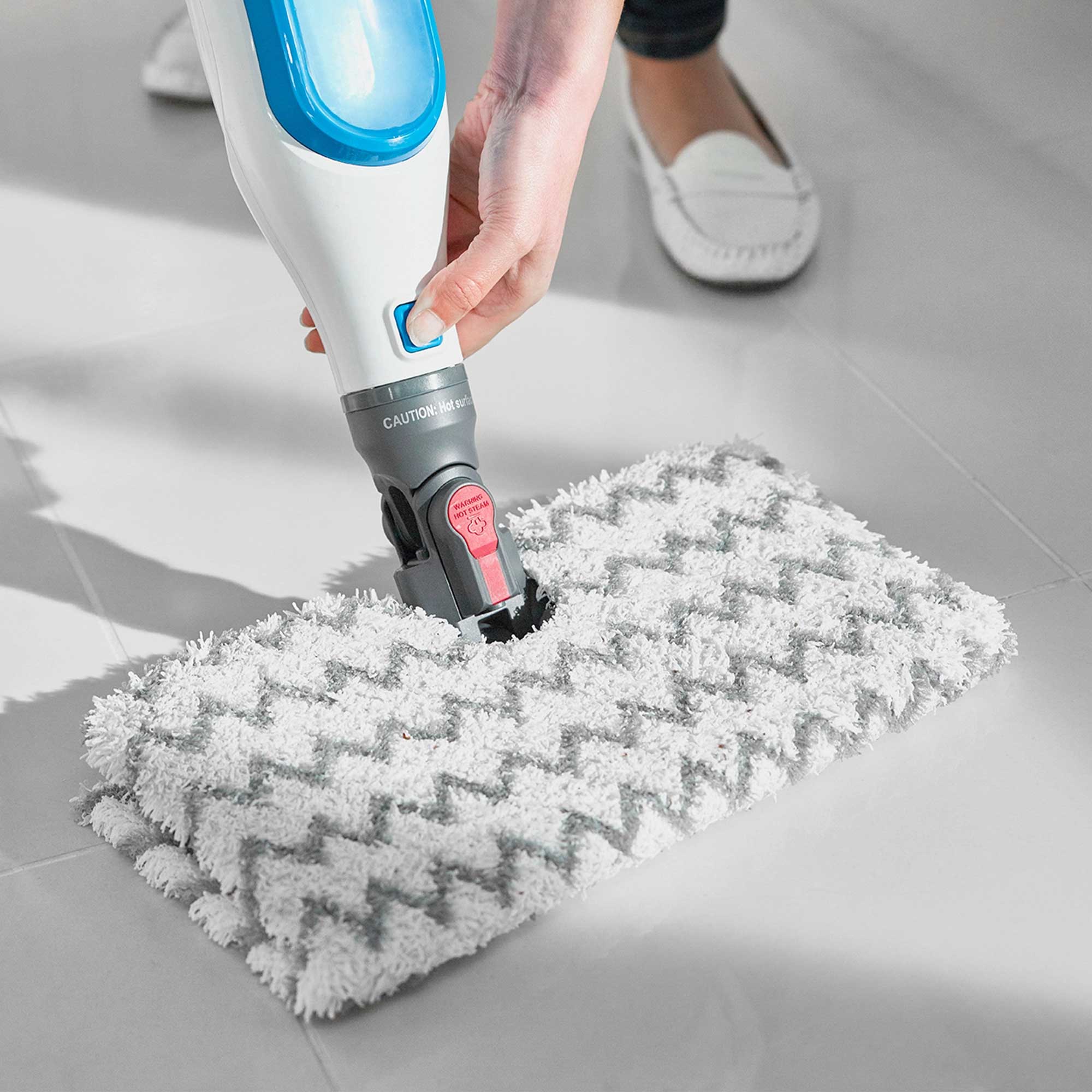 Shark Klik n'Flip Manual Steam Pocket Mop – White & Blue | S6001UK Shark Klik n'Flip Manual Steam Pocket Mop – White & Blue | S6001UK