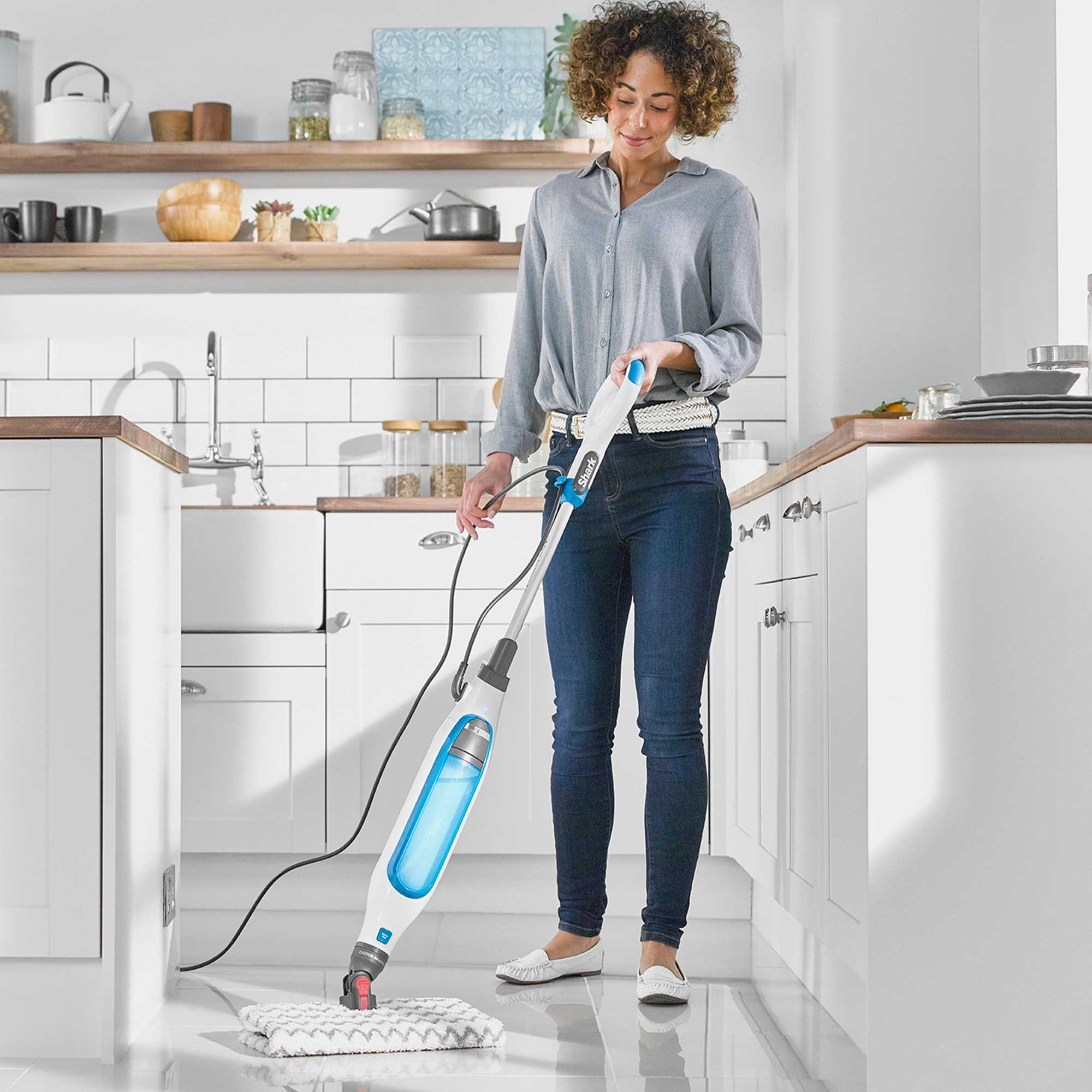 Shark Klik n'Flip Manual Steam Pocket Mop – White & Blue | S6001UK Shark Klik n'Flip Manual Steam Pocket Mop – White & Blue | S6001UK