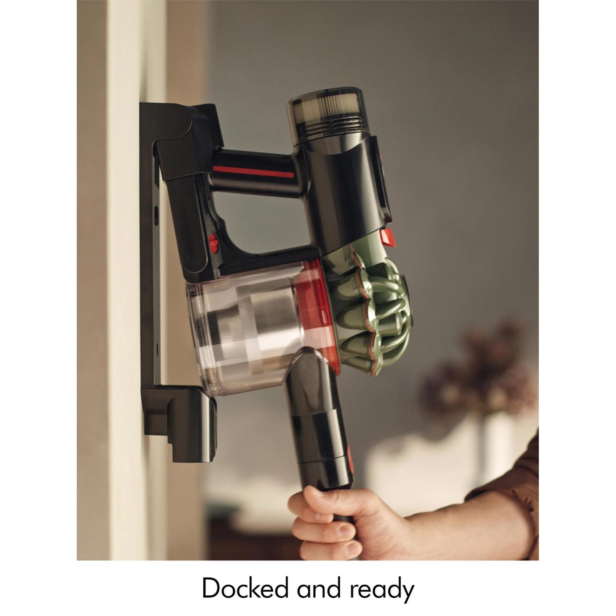 Dyson V8 Cyclone New Cordless Vacuum Cleaner – Up to 60 Minutes Run Time - Black/Green Dyson V8 Cyclone New Cordless Vacuum Cleaner – Up to 60 Minutes Run Time - Black/Green